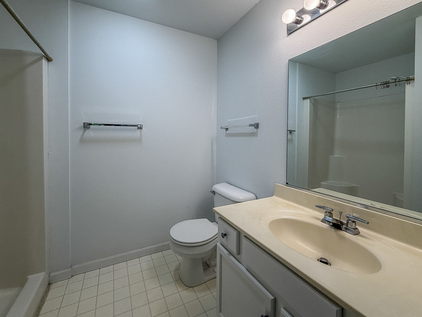 2404 Windward Boulevard, Unit 201 Champaign, IL 61821 - Photo 19 of 25