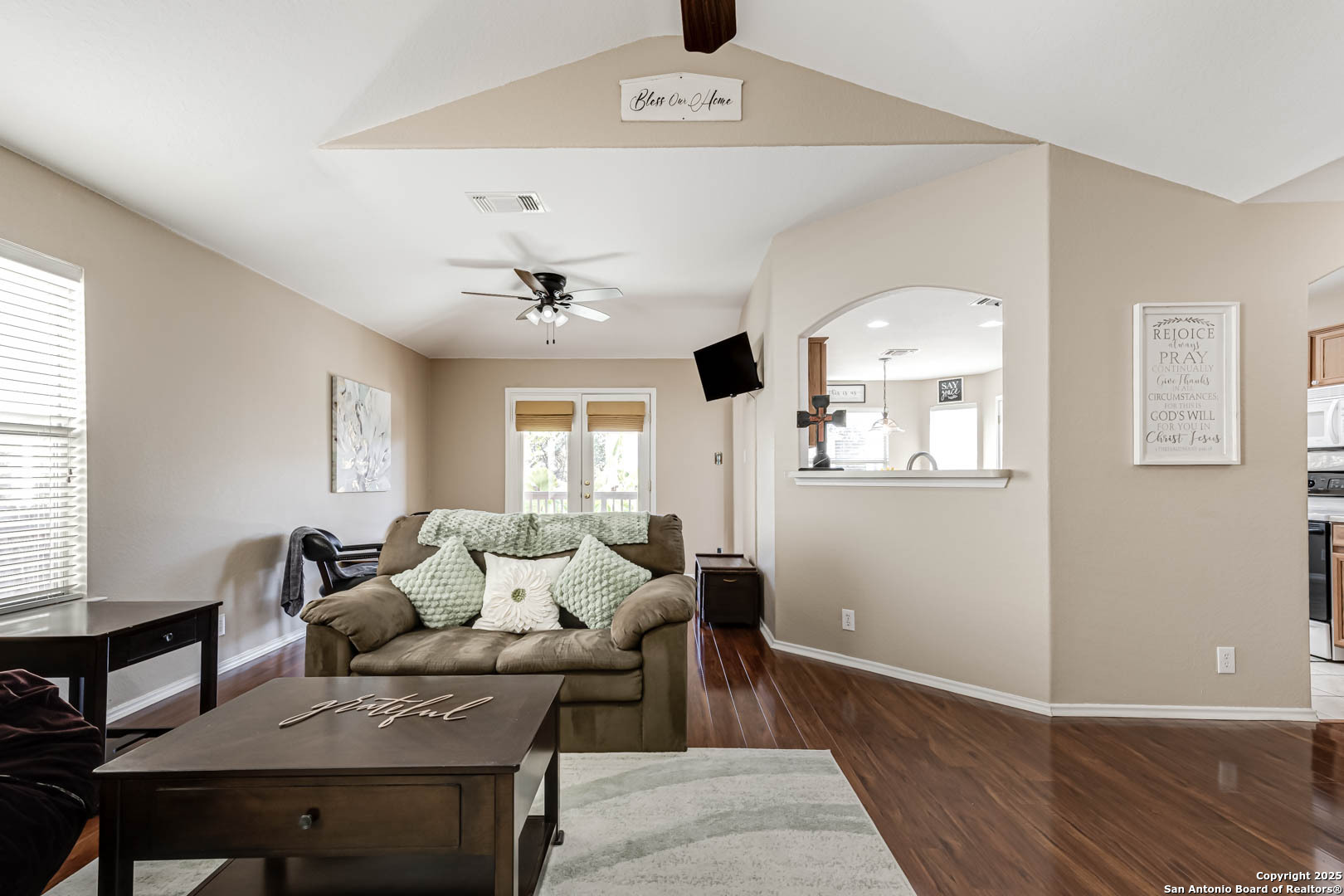 8519 Chickasaw Bluff Converse, TX 78109 - Photo 14 of 34