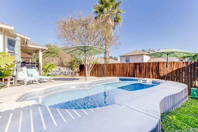 $269,900 | 8519 Chickasaw Bluff, Converse, TX 78109