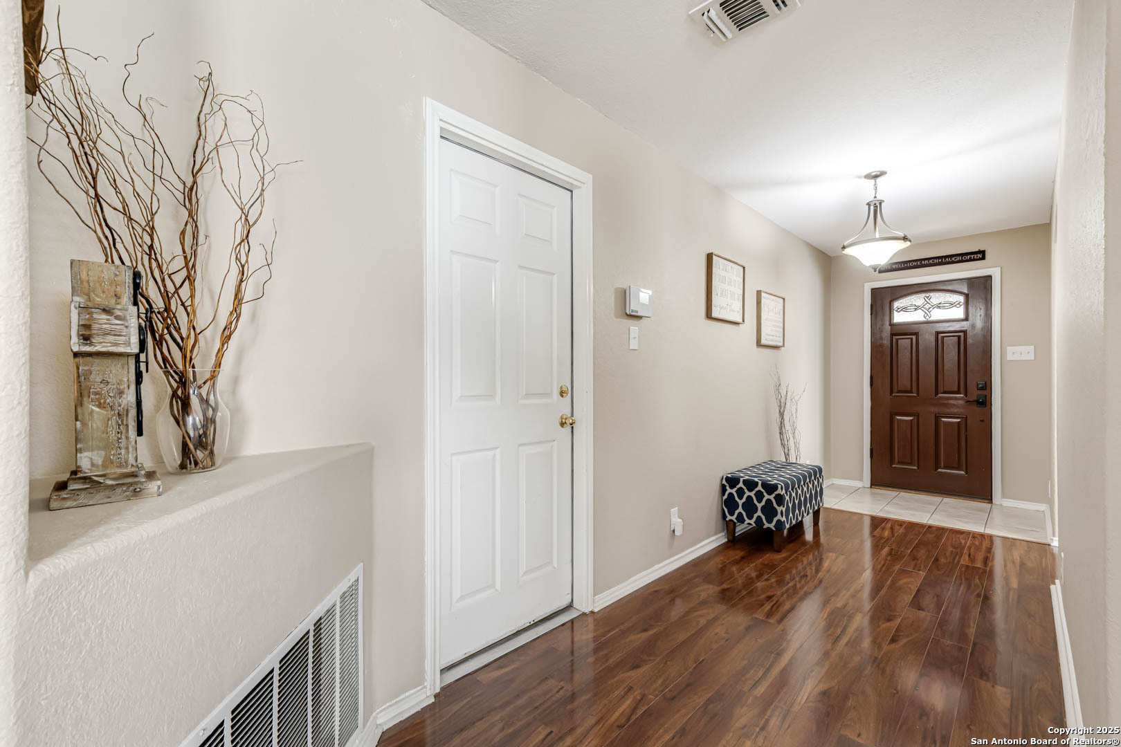 8519 Chickasaw Bluff Converse, TX 78109 - Photo 7 of 34