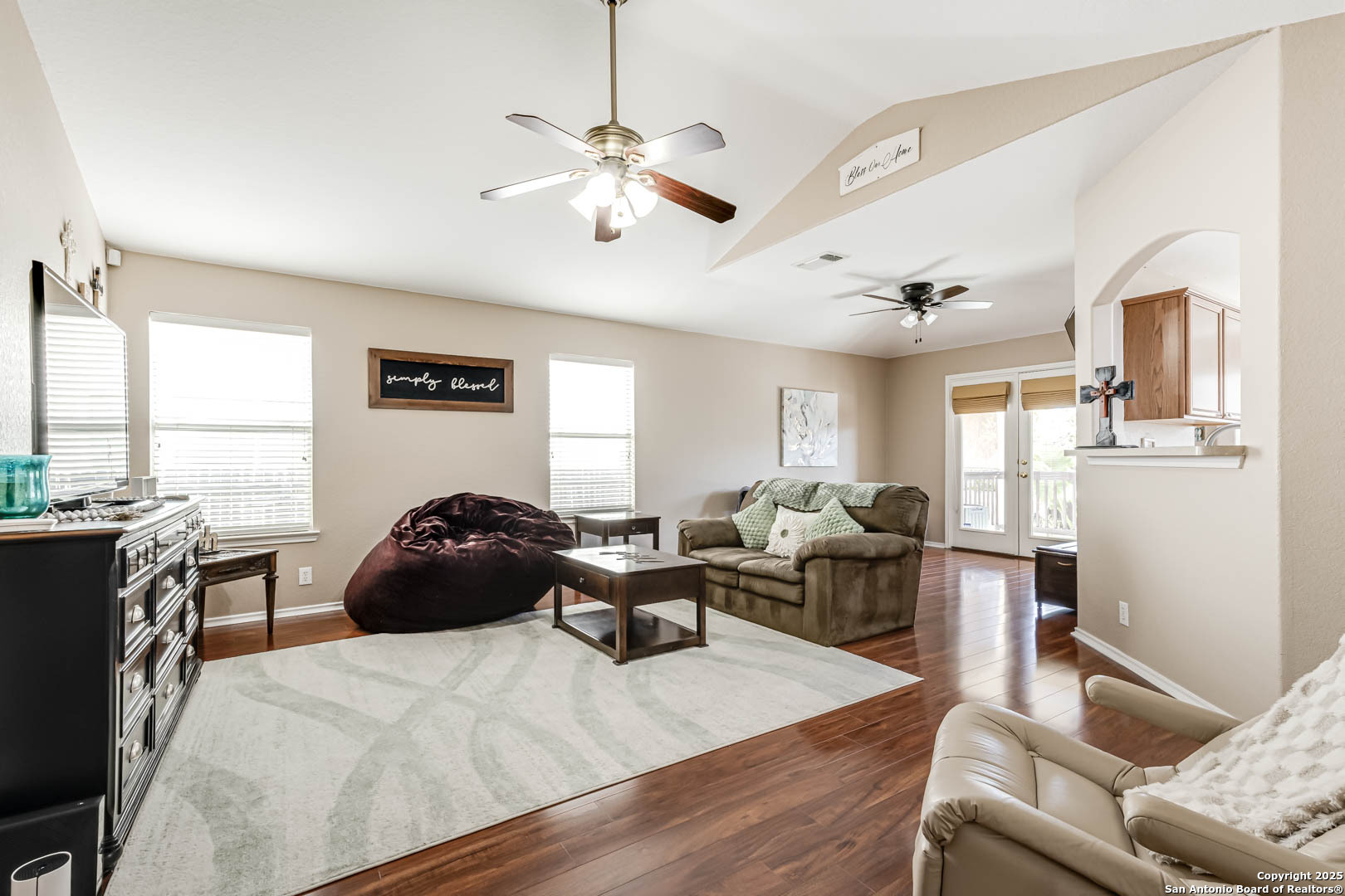 8519 Chickasaw Bluff Converse, TX 78109 - Photo 10 of 34