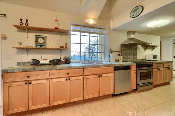 $996,000 | 5873 Schilling Road, Coulterville, CA 95311