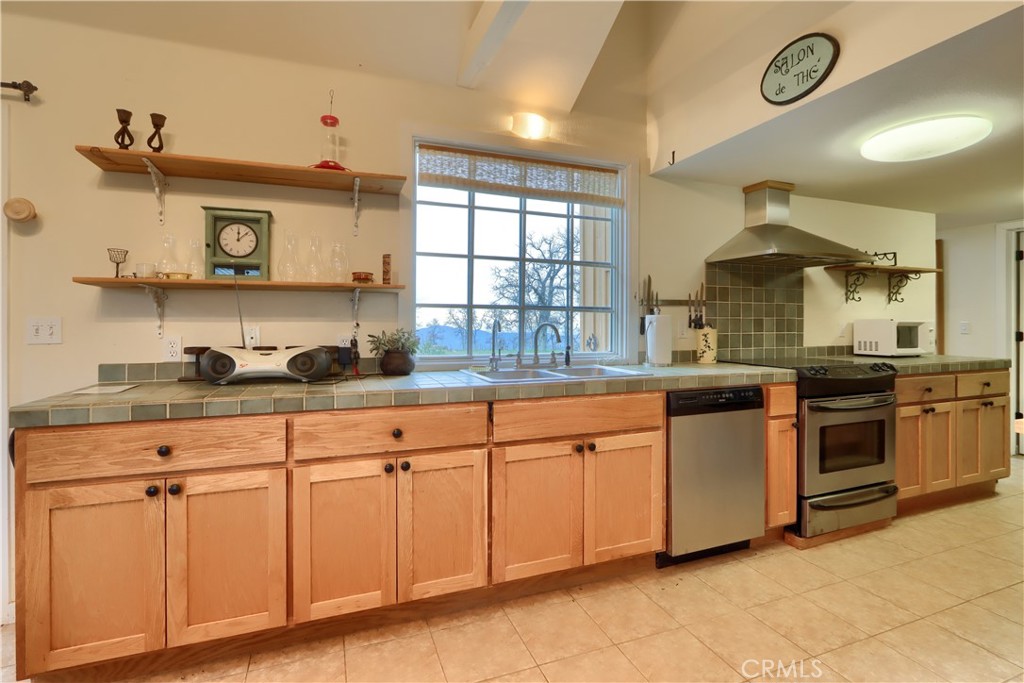 5873 Schilling Road Coulterville, CA 95311 - Photo 10 of 63