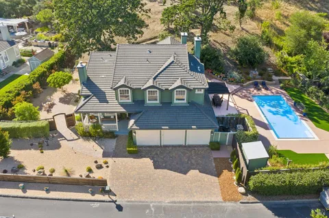 $2,450,000 | 90 Saddle Wood Drive, Novato, CA 94945