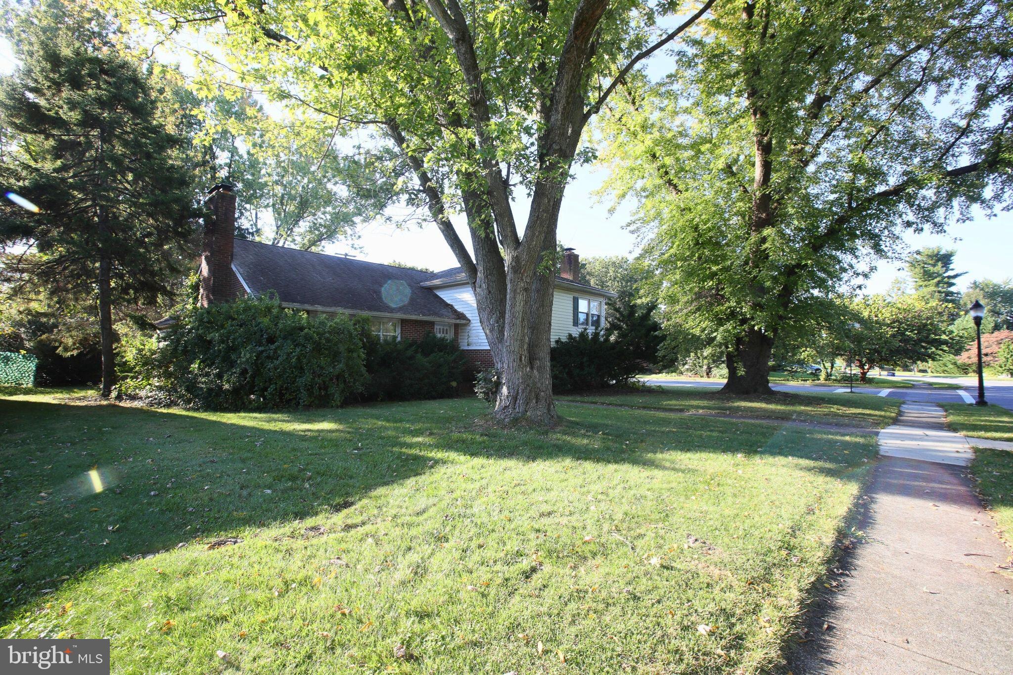 608 Taney Avenue Frederick, MD 21702 - Photo 2 of 38