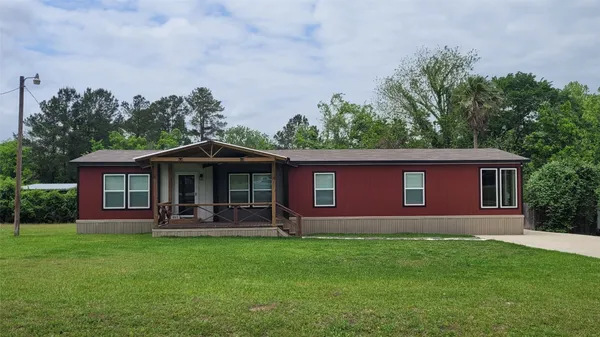 $199,900 | 861 Camilla Lake Road, Coldspring, TX 77331