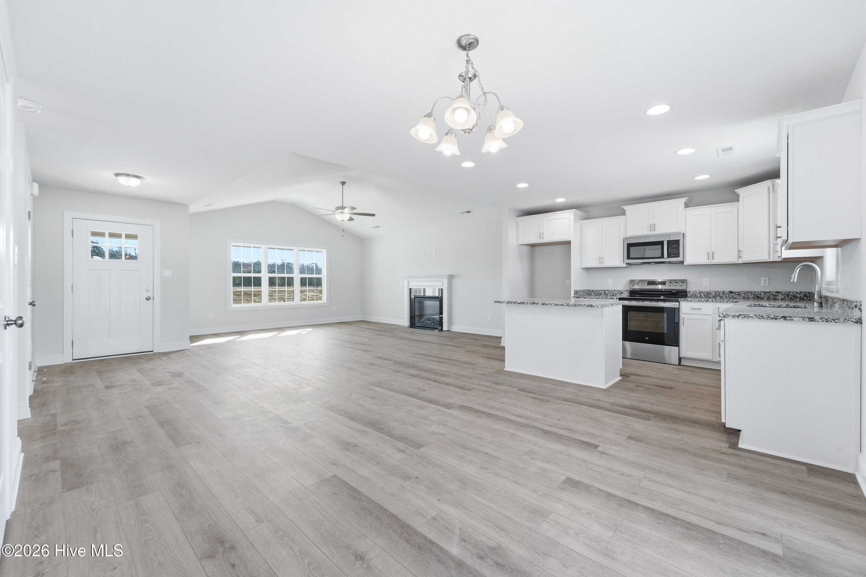 720 Regiment Road Jacksonville, NC 28546 - Photo 11 of 27 DSC01137