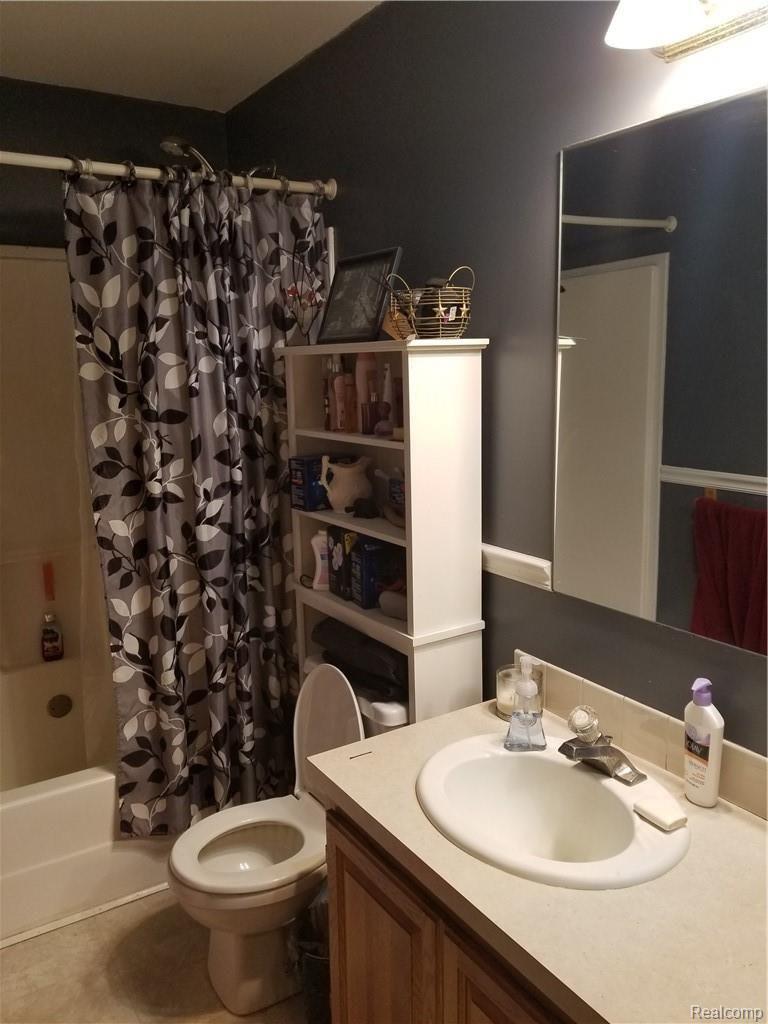 4597 Martus Road North Branch, MI 48461 - Photo 12 of 18 20190415_141545.jpg