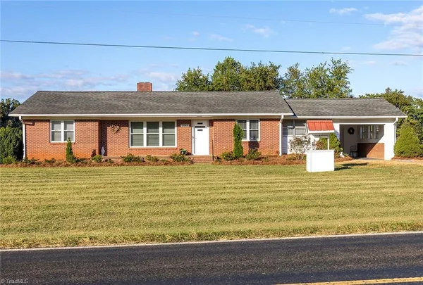 $289,900 | 2043 Snow Hill Church Road, Danbury, NC 27016