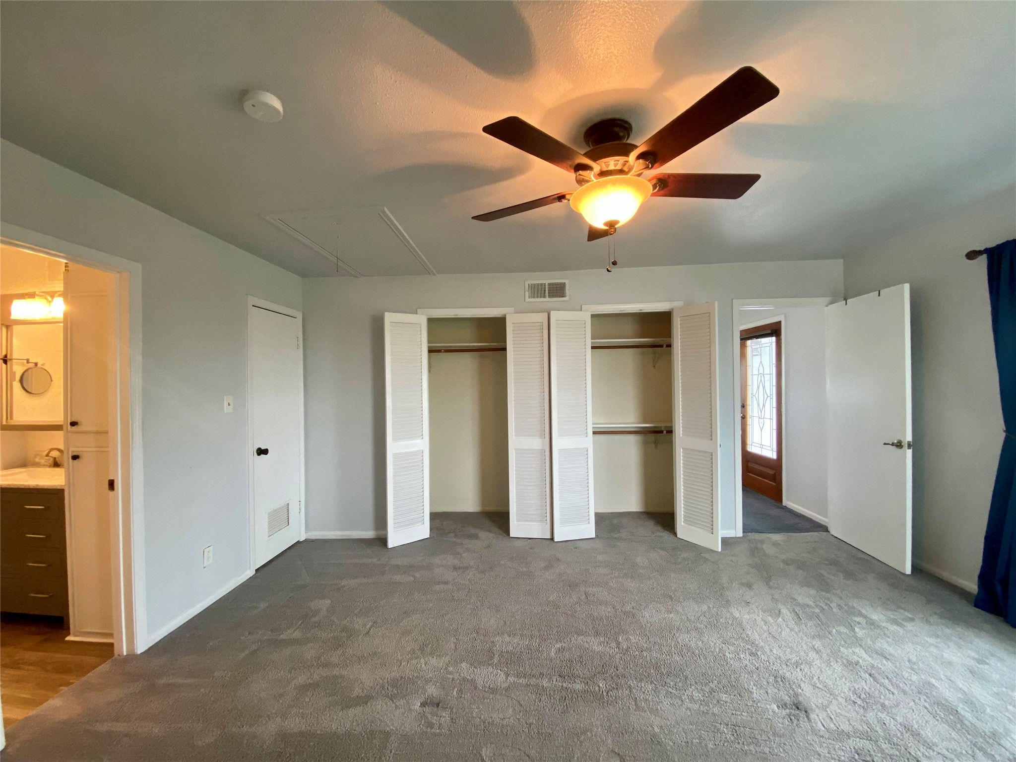 102 Redfish Drive Freeport, TX 77541 - Photo 19 of 44 a view of a livingroom with a ceiling fan and window