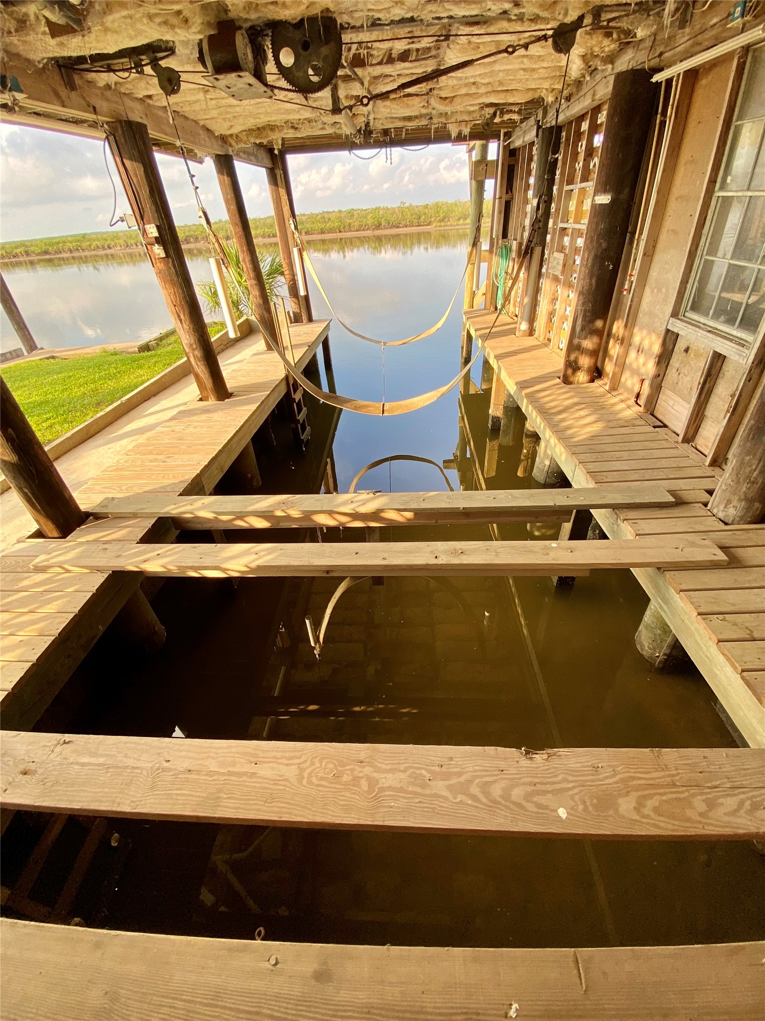 102 Redfish Drive Freeport, TX 77541 - Photo 36 of 44 a black and white photo of a water heater