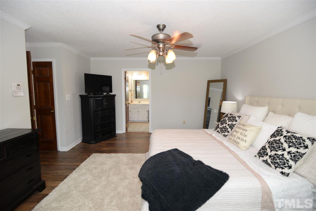 883 Corbett Road Clayton, NC 27520 - Photo 18 of 30 Gallery Image 18