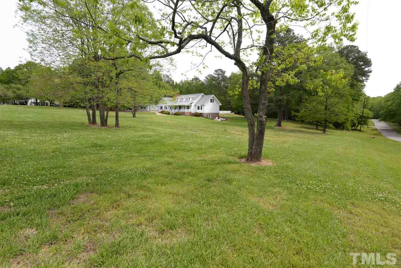 883 Corbett Road Clayton, NC 27520 - Photo 3 of 30 Gallery Image 3