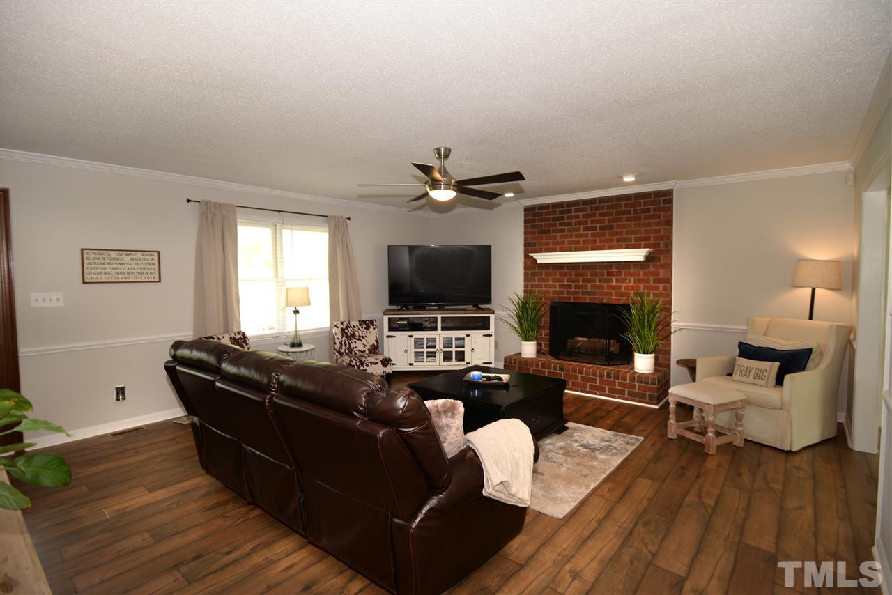 883 Corbett Road Clayton, NC 27520 - Photo 7 of 30 Gallery Image 7