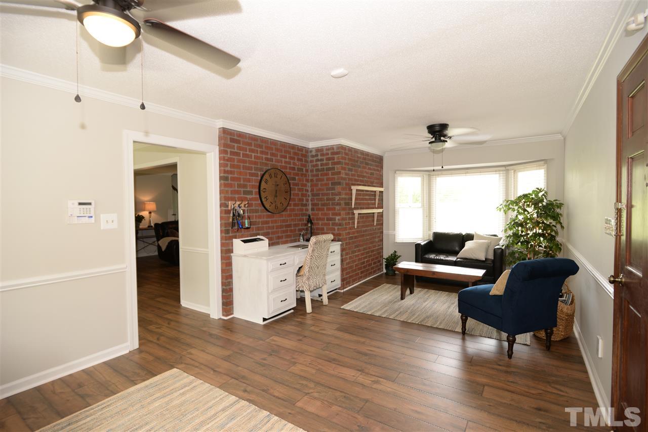 883 Corbett Road Clayton, NC 27520 - Photo 9 of 30 Gallery Image 9