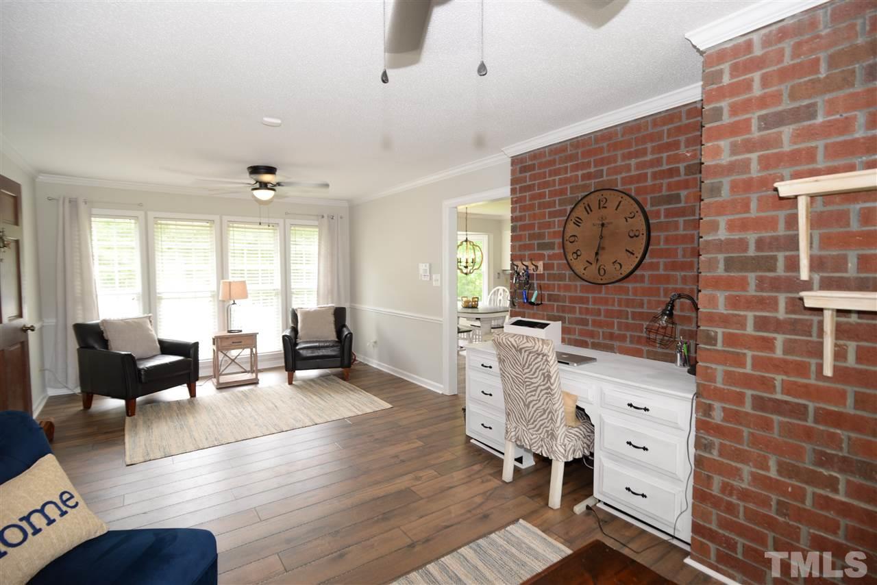 883 Corbett Road Clayton, NC 27520 - Photo 10 of 30 Gallery Image 10