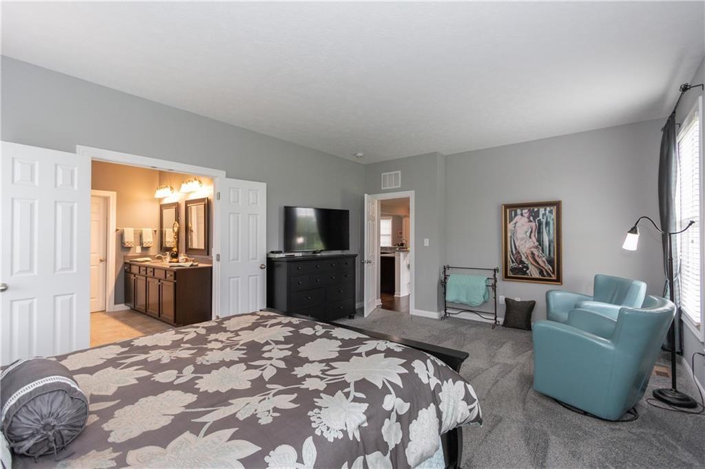 6134 Roxburgh Place Noblesville, IN 46062 - Photo 11 of 28 Gallery Image 11