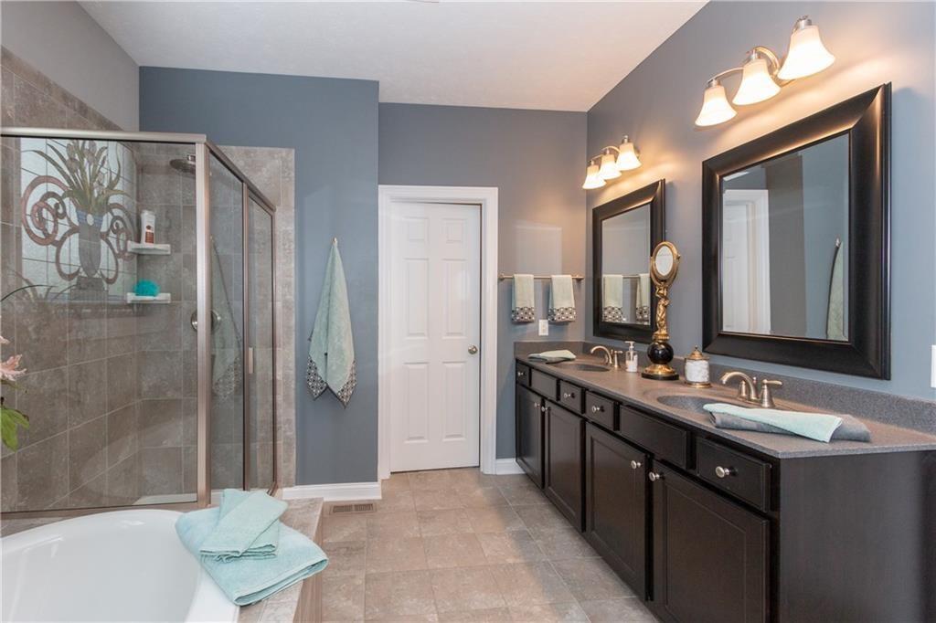 6134 Roxburgh Place Noblesville, IN 46062 - Photo 12 of 28 Gallery Image 12