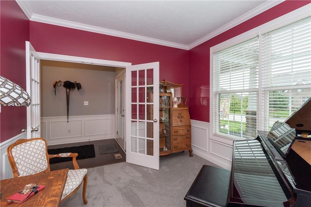 6134 Roxburgh Place Noblesville, IN 46062 - Photo 3 of 28 Gallery Image 3