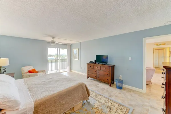 $4,800 | 3240 Gulf Of Mexico Drive, Unit 603, Longboat Key, FL 34228