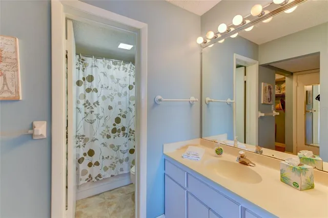 $4,800 | 3240 Gulf Of Mexico Drive, Unit 603, Longboat Key, FL 34228