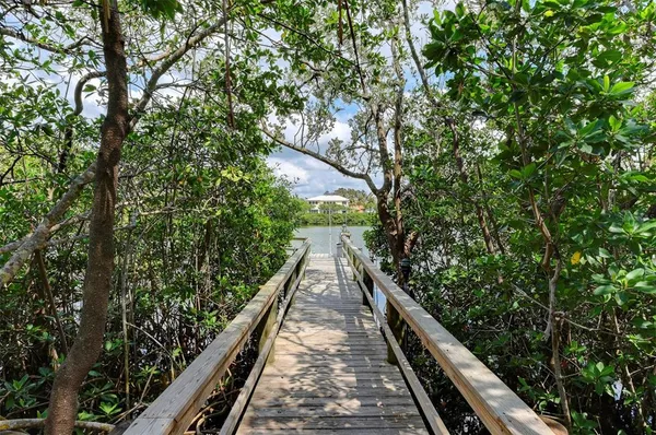 $4,800 | 3240 Gulf Of Mexico Drive, Unit 603, Longboat Key, FL 34228