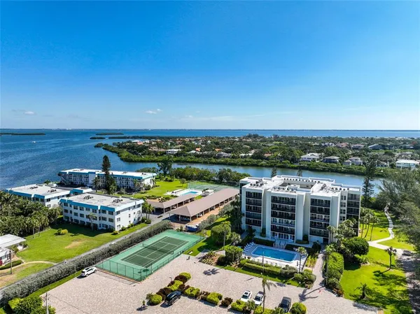 $4,800 | 3240 Gulf Of Mexico Drive, Unit 603, Longboat Key, FL 34228