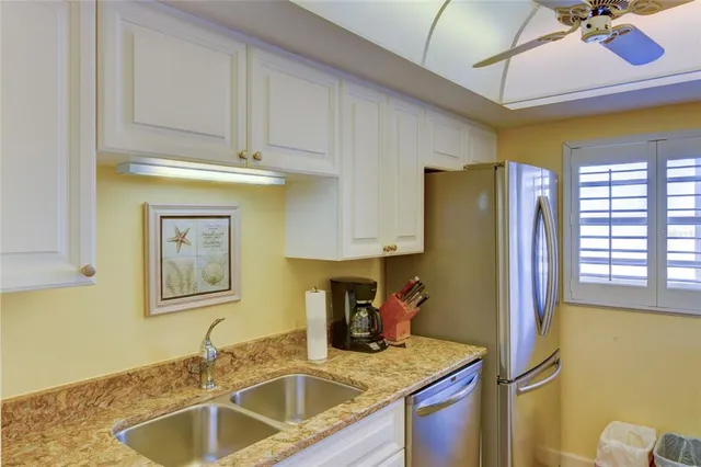 $4,800 | 3240 Gulf Of Mexico Drive, Unit 603, Longboat Key, FL 34228