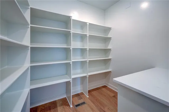 $764,900 | 4005 Northeast Apple Grove Drive, Lee's Summit, MO 64064