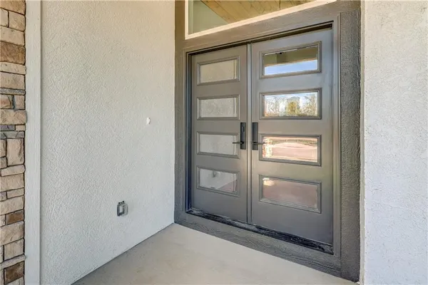 $699,000 | 4005 Northeast Apple Grove Drive, Lee's Summit, MO 64064