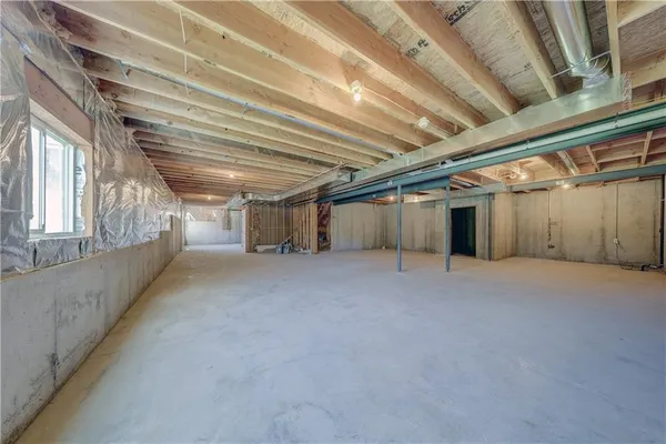 $699,000 | 4005 Northeast Apple Grove Drive, Lee's Summit, MO 64064