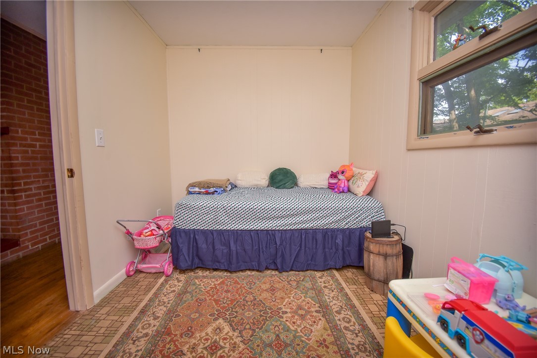 1683 Ridge Road Hinckley, OH 44233 - Photo 18 of 49 Bedroom 1