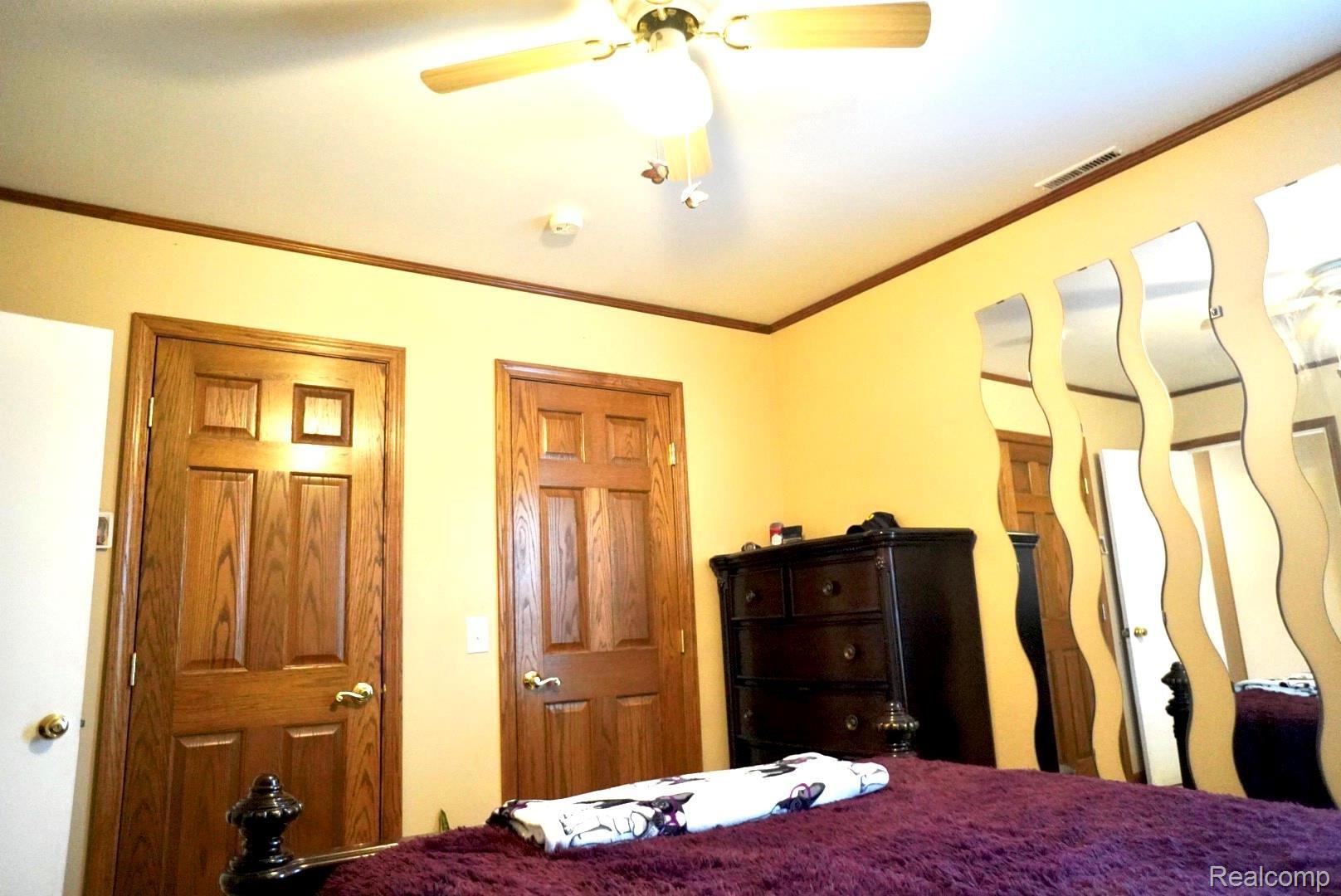 15318 Beech Daly Road Taylor, MI 48180 - Photo 43 of 70 2022-05-05 18.41