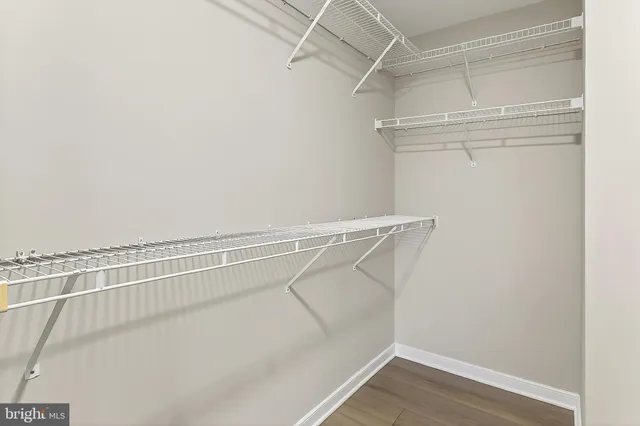 $3,100 | 1641 International Drive, Unit 415, McLean, VA 22102