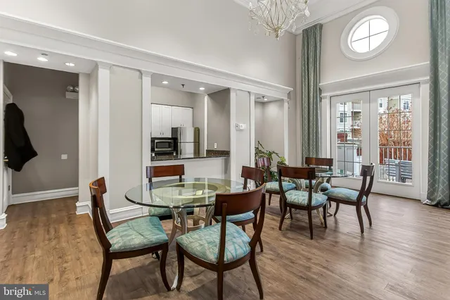 $3,100 | 1641 International Drive, Unit 415, McLean, VA 22102