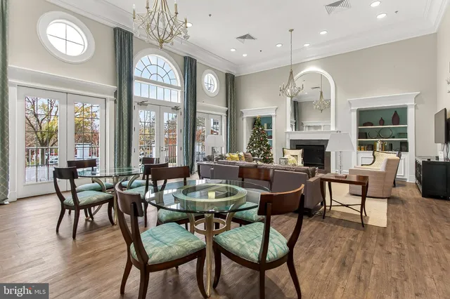 $3,100 | 1641 International Drive, Unit 415, McLean, VA 22102