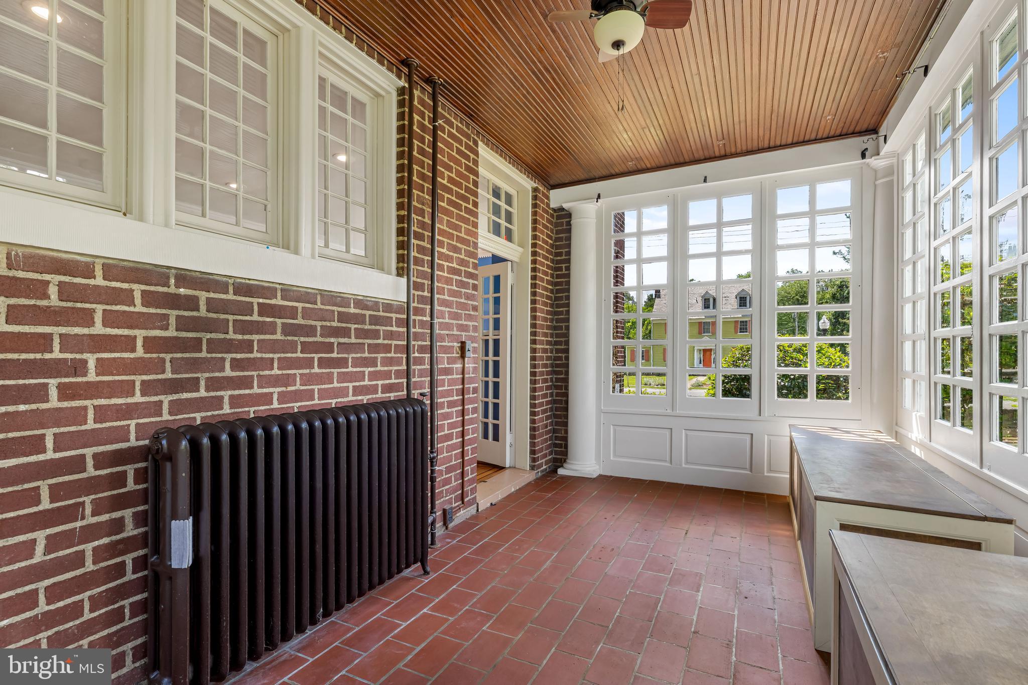 527 Nottingham Road Baltimore, MD 21229 - Photo 9 of 72 Gallery Image 9