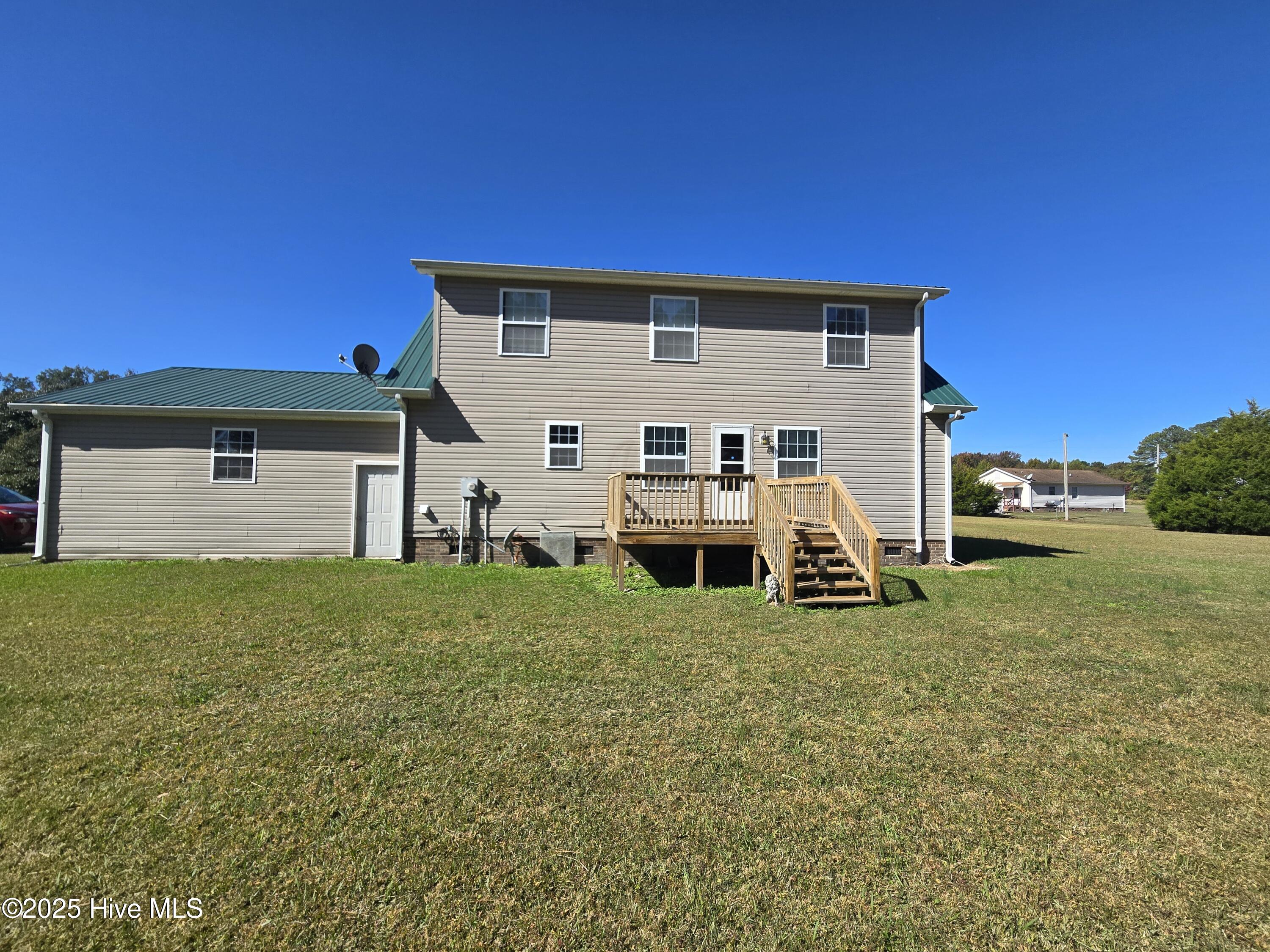 736 Greenhall Rd_Back