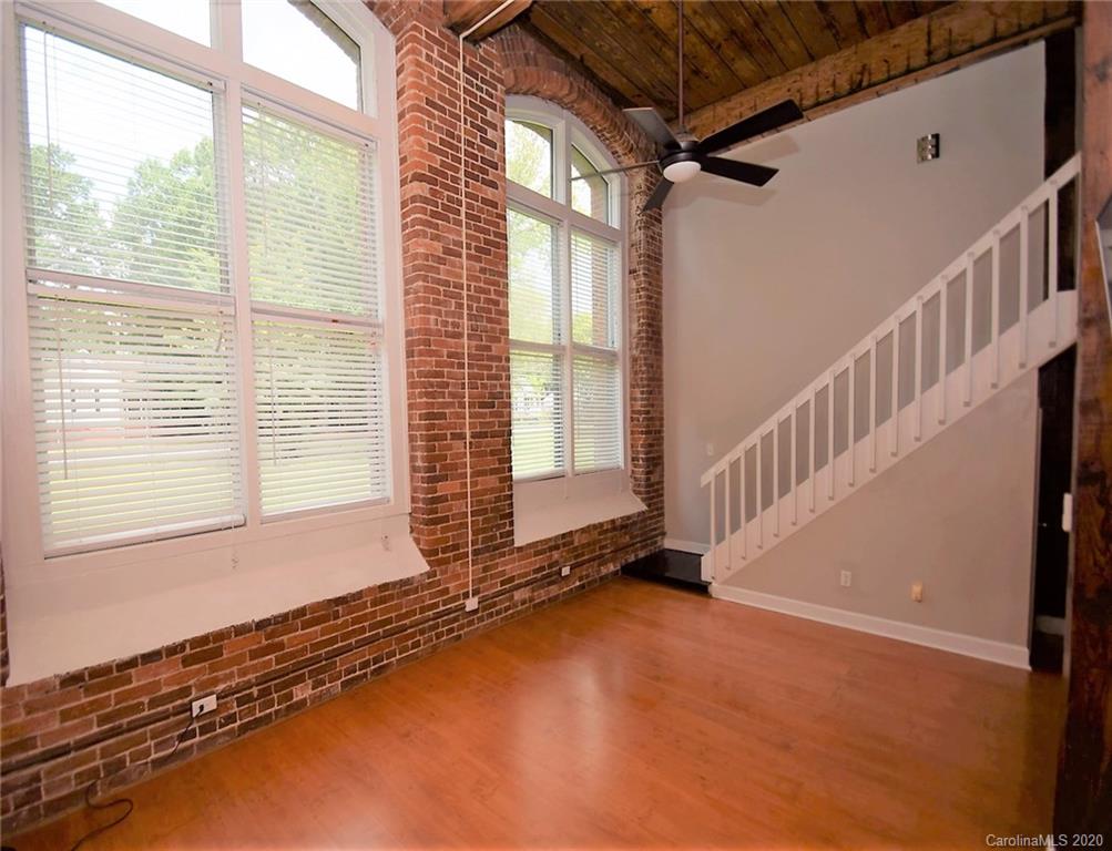 201 South Hoskins Road, Unit 124 Charlotte, NC 28208 - Photo 11 of 21