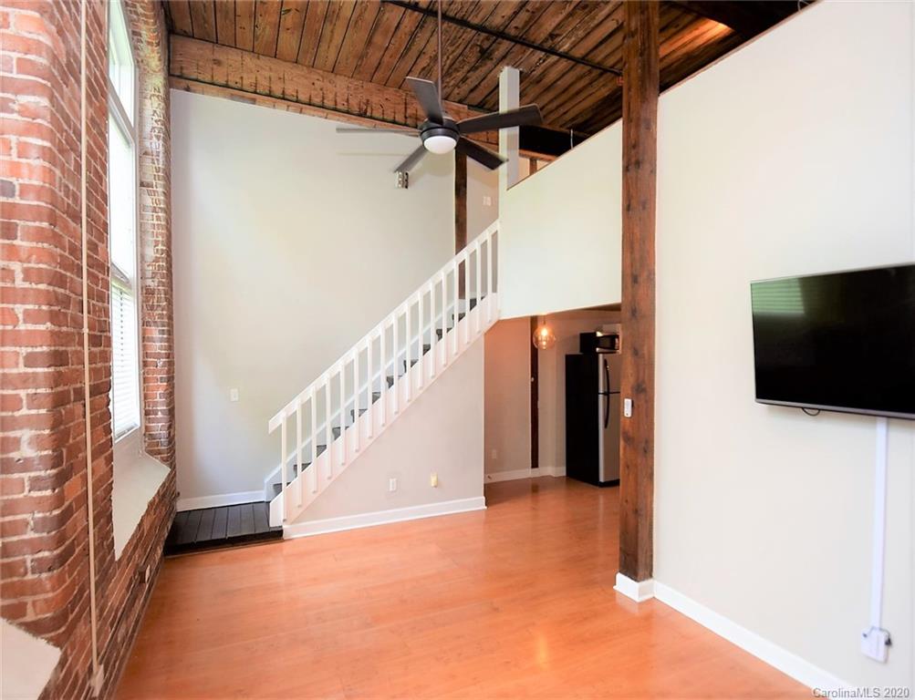 201 South Hoskins Road, Unit 124 Charlotte, NC 28208 - Photo 13 of 21