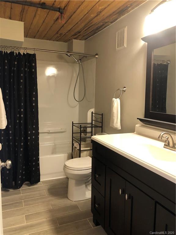 201 South Hoskins Road, Unit 124 Charlotte, NC 28208 - Photo 6 of 21