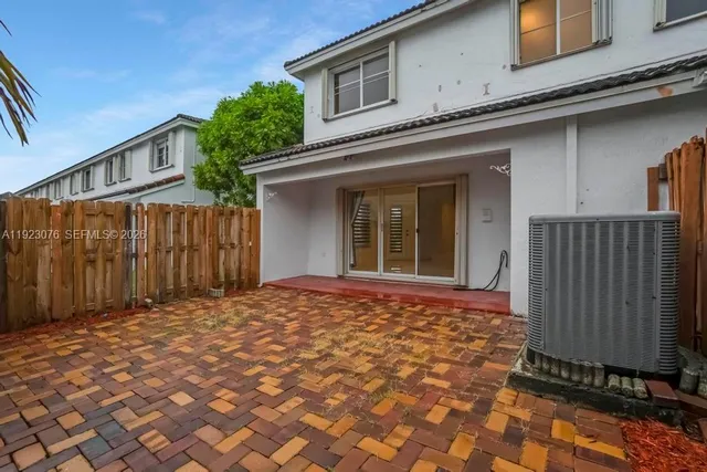 $3,700 | 11462 Northwest 48th Terrace, Doral, FL 33178