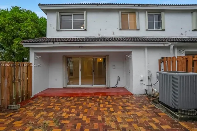 $3,700 | 11462 Northwest 48th Terrace, Doral, FL 33178