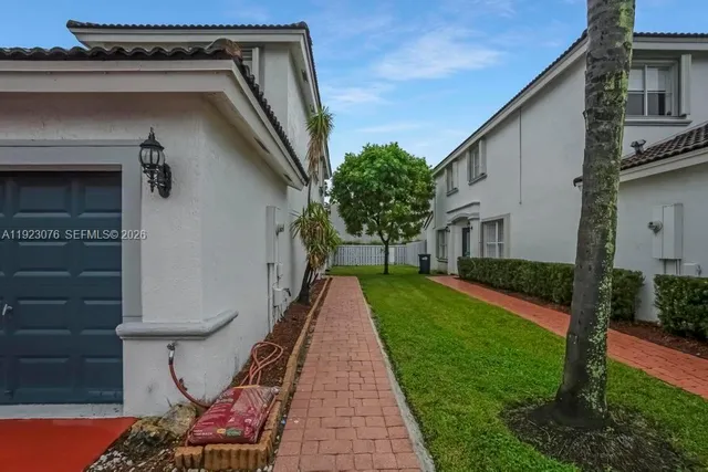 $3,700 | 11462 Northwest 48th Terrace, Doral, FL 33178