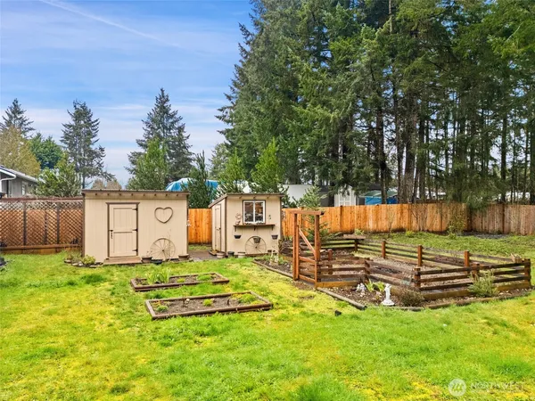 $399,900 | 681 East Oak Park Way, Shelton, WA 98584