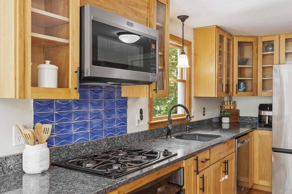 215 Middle Road Boxborough, MA 01719 - Photo 5 of 41 Gallery Image 5