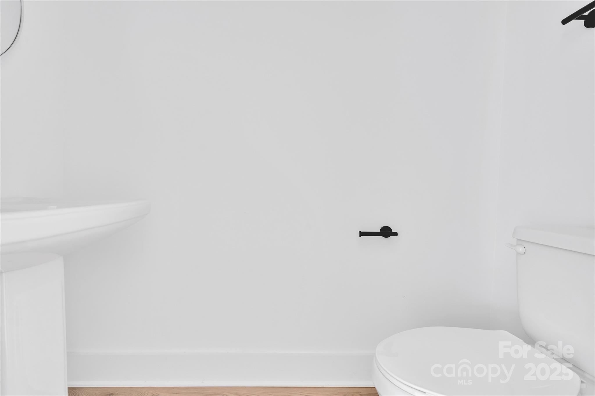 3545 Lake Road Charlotte, NC 28269 - Photo 11 of 32 Gallery Image 11