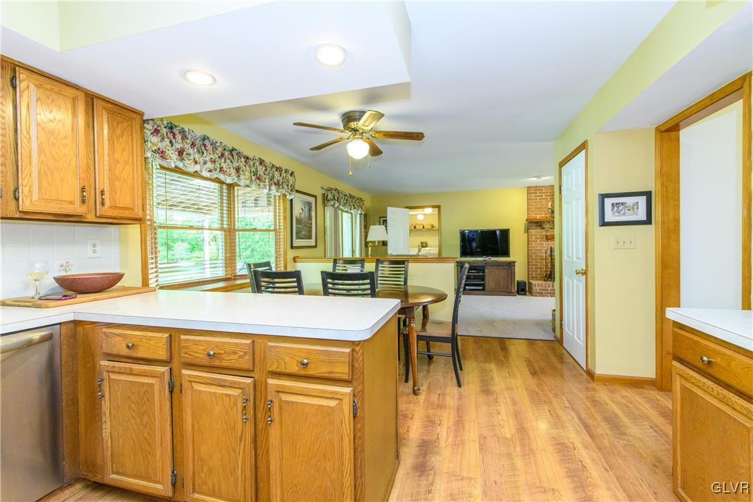 3125 Prescott Road Bethlehem, PA 18020 - Photo 8 of 28 Gallery Image 8
