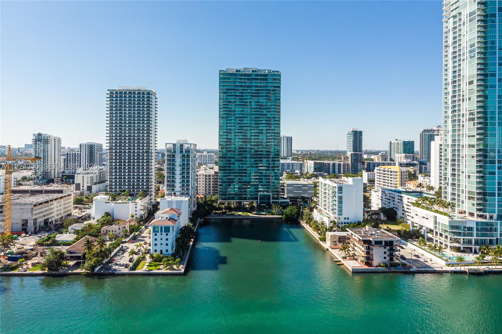 460 Northeast 28th Street, Unit 3601 Miami, FL 33137 - Photo 23 of 24 a view of a city with tall buildings