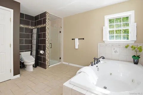 $1,149,000 | 28 Sassinoro Drive, Putnam Valley, NY 10579
